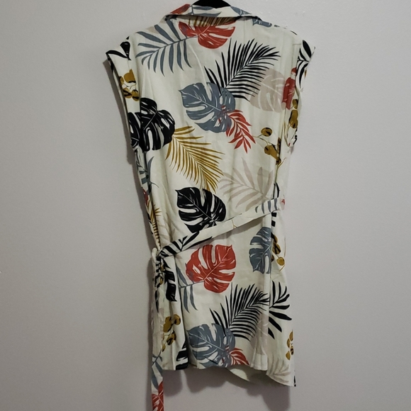 NEW VICI Canyon Palm Print Tie Dress - Picture 13 of 15